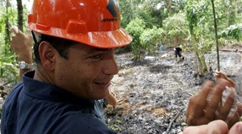 Χτύπημα στις ΗΠΑ – Η Κίνα «Αγόρασε» ολόκληρο τον πετρελαϊκό τομέα του Εκουαδόρ